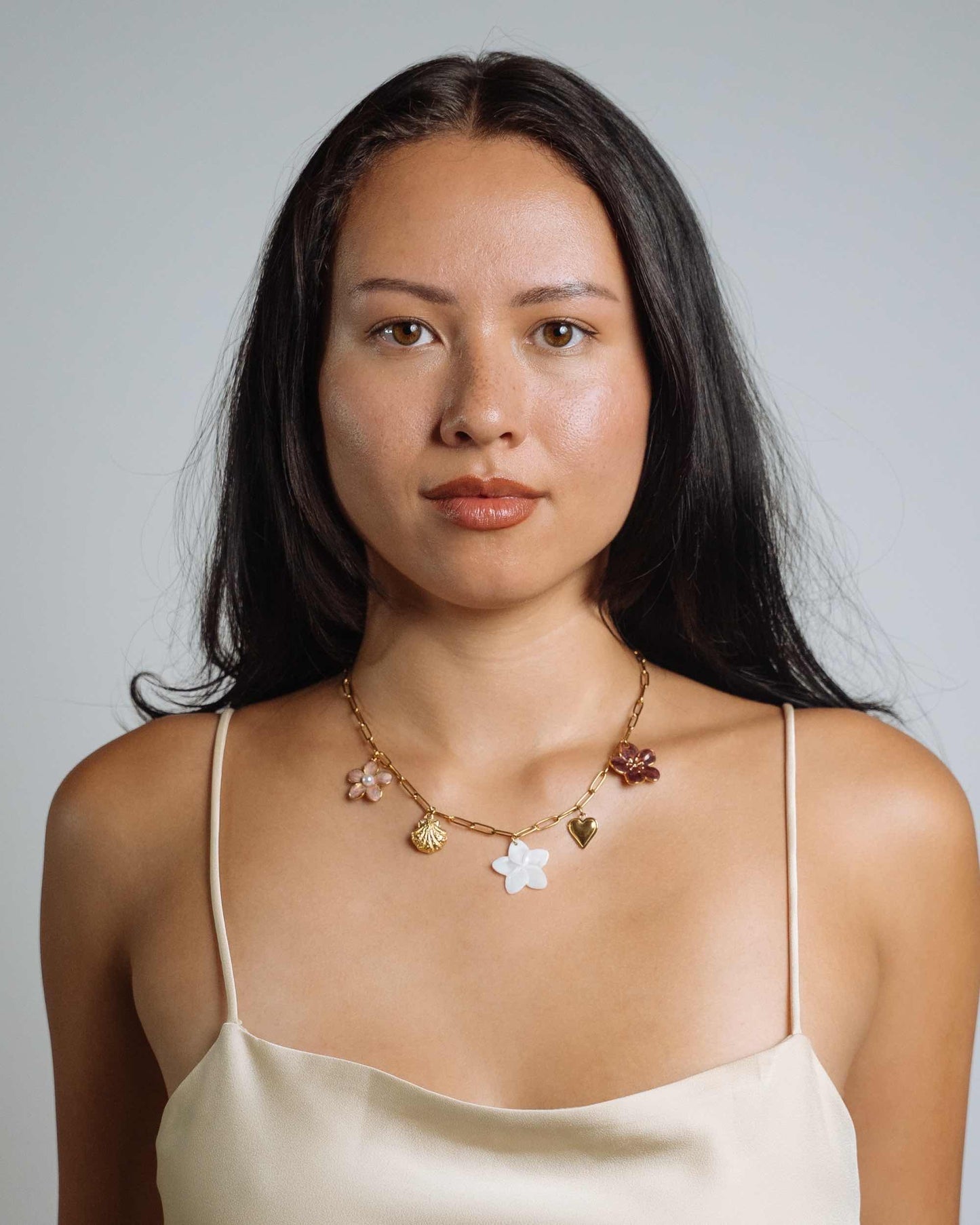 CALITHEA CHARM CHAIN